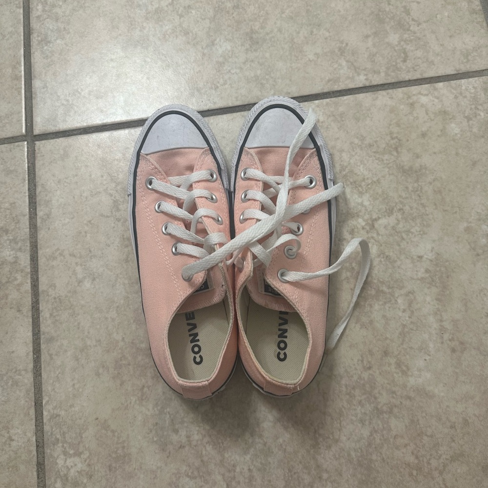 Wore few times, good condition converse